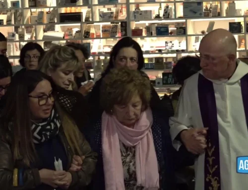 Tensiuni explozive în Italia: Mii de oameni în stradă după o crimă atribuită unor români. Diaspora se teme de reacții în lanț