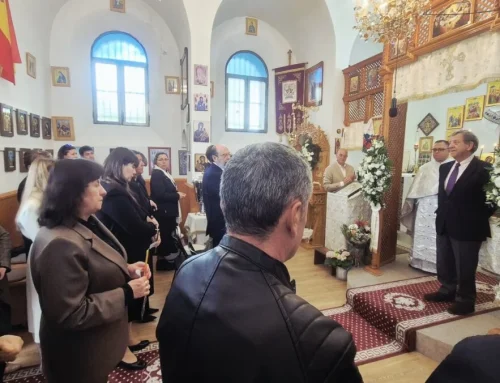 Spania: Primarul din Villanueva de la Cañada, prezent la slujba de Paște a românilor. Mesaj public de susținere pentru comunitate