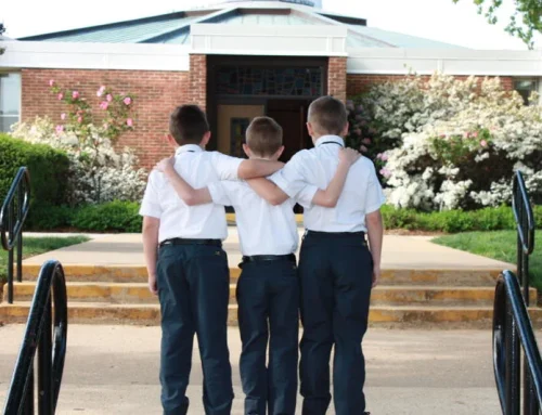 Bărbații tineri din Generația Z readuc religia în actualitate în Occident