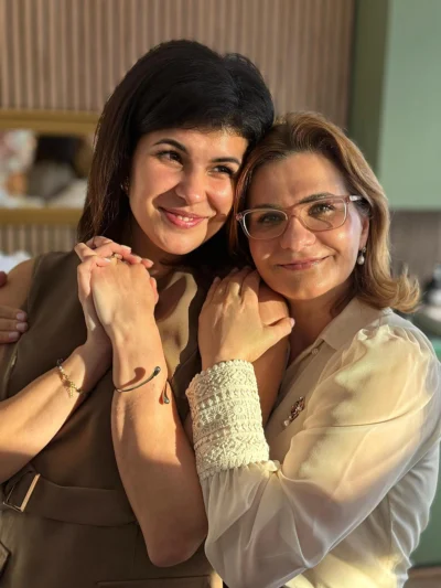 Armella Nagy (stânga) și Adela Munteanu (dreapta)