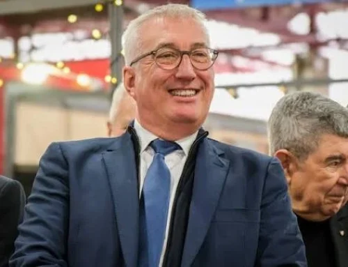 Primarul unui oraș din Franța, scos din casă în toiul nopții din cauza amenințărilor unei grupări mafiote