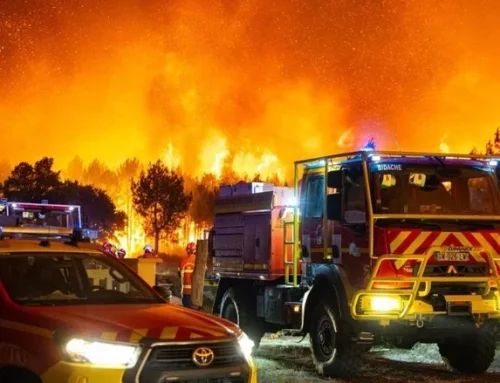 Exod din calea focului: sute de mii de oameni evacuați în Franța și Spania