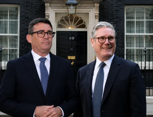 Keir Starmer și-a luat rămas-bun de la Downing Street. Andy Burnham este noul prim-ministru al Marii Britanii