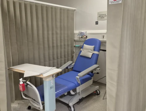 NHS a vaccinat aproape 90.000 de tineri împotriva meningitei B în numai două săptămâni