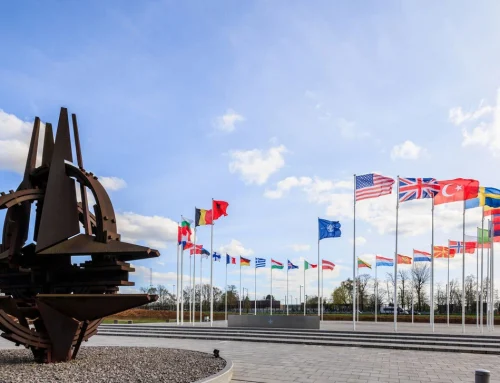 Piloții români, apreciați de NATO după doborârea celor trei drone. Alianța condamnă încălcările spațiului aerian