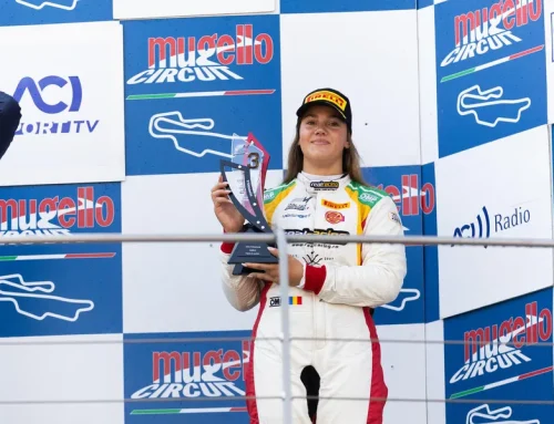 O româncă de 17 ani, selectată de McLaren pentru F1 Academy Rookie Test