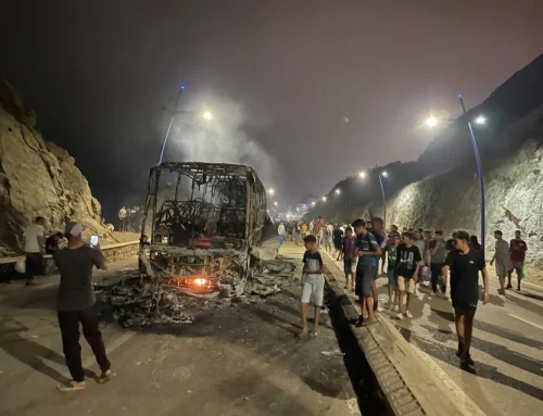 Haos în Ceuta după valul de migranți din Maroc. Unii au încercat să intre în locuințe, iar străzile au fost transformate în toalete publice