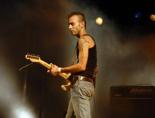 „Iubesc România”. Asaf Avidan a devenit cetățean român alături de frații săi
