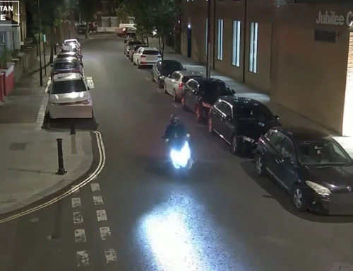 Recompensă de până la £20.000 pentru rezolvarea unui caz de omor din Londra. Poliția publică noi imagini după doi ani